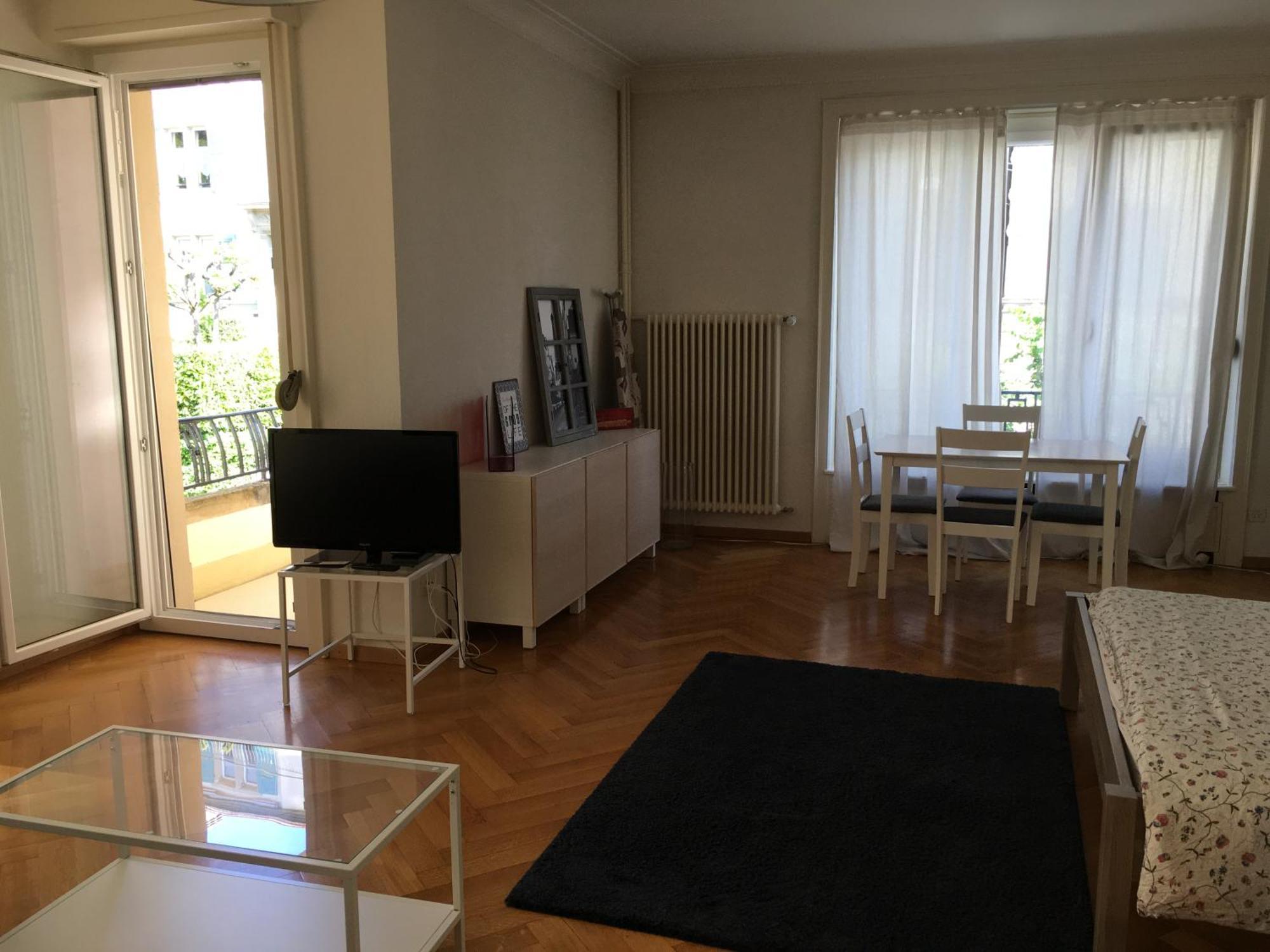 Apartamento Proche De La Gare De *